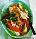Рыбное филе на овощах